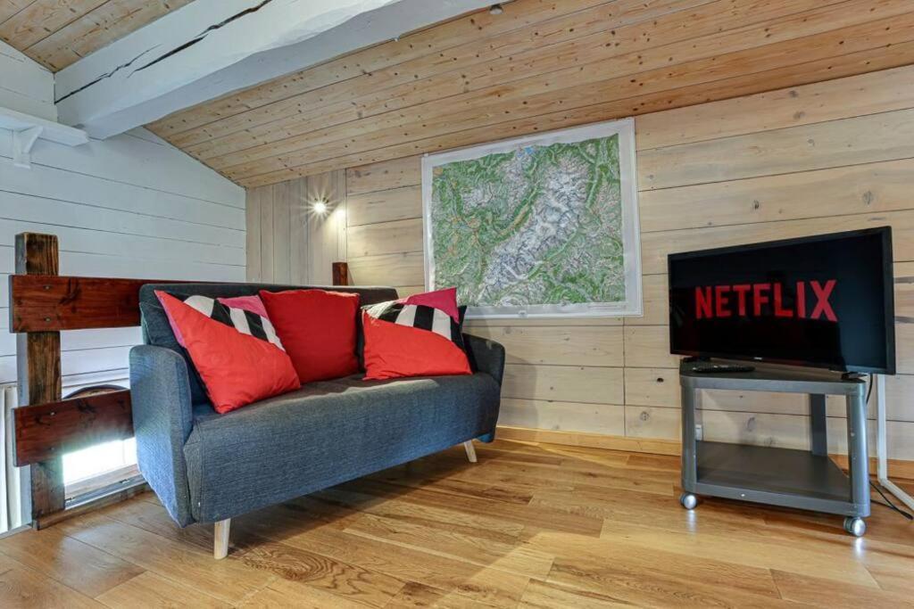 Chalet L'Ilet Ensoleille /Sunny Island Chalet Chamonix Esterno foto